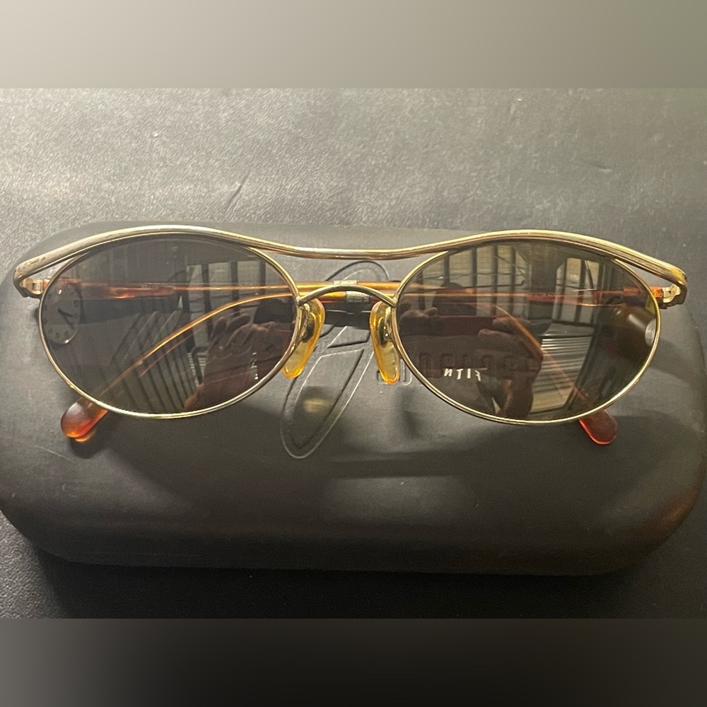 Maui Jim- Vintage Brass/Gold Tone Frame, Tortoise Brown Temple Tip Sunglasses